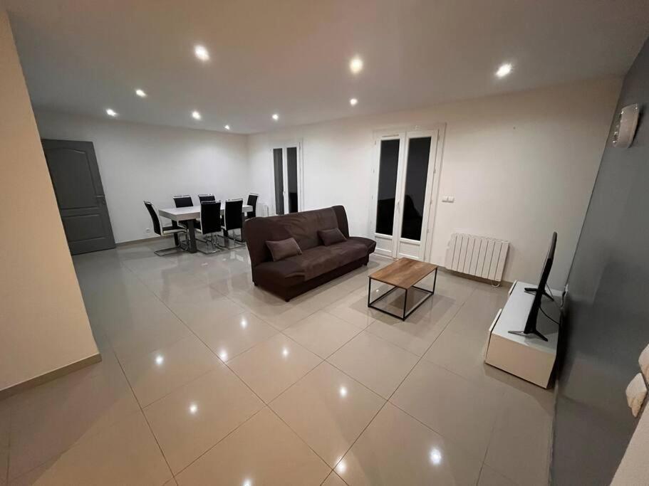 Maison Dans Residence Pavillonnaire Paisible Cannes-Ecluse Ngoại thất bức ảnh